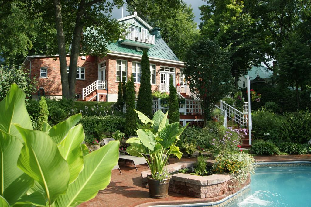 La Belle Aux Berges Bed and Breakfast Saint-Denis-sur-Richelieu Exteriör bild